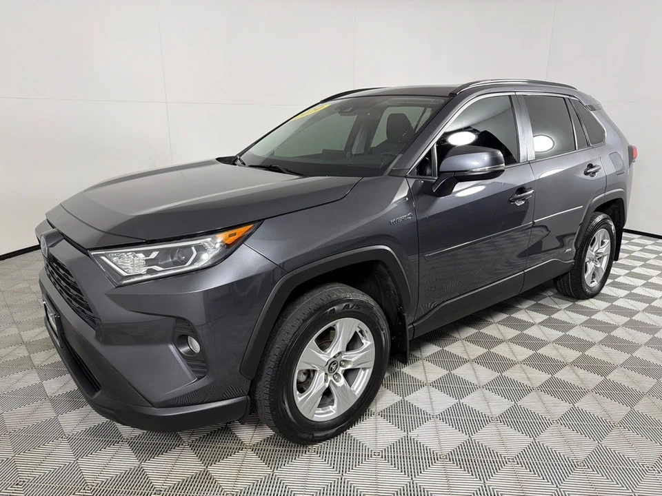 2020 Toyota RAV4 5th Gen - Image 7 of 21
