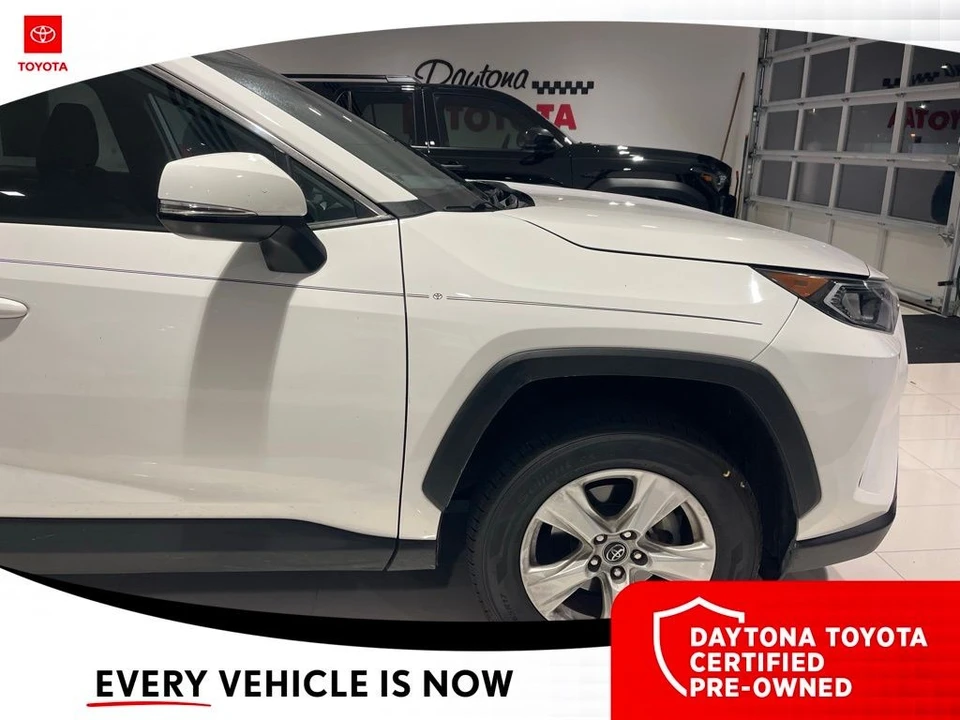 2020 Toyota RAV4 5th Gen - Image 4 of 10
