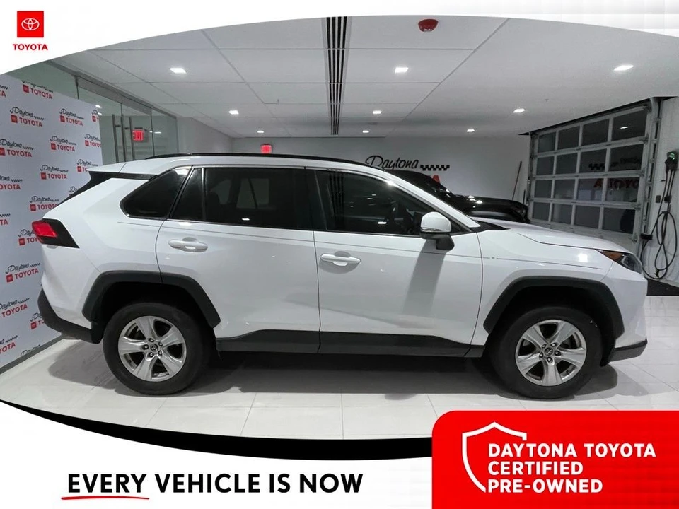2020 Toyota RAV4 5th Gen - Image 7 of 10