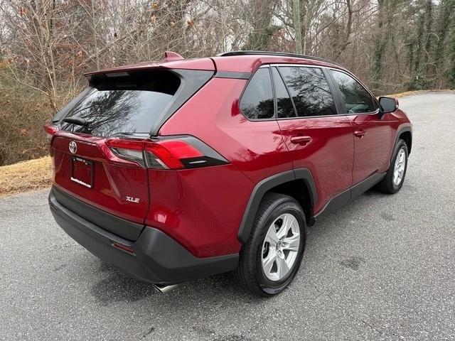 2020 Toyota RAV4 5th Gen - Image 6 of 12