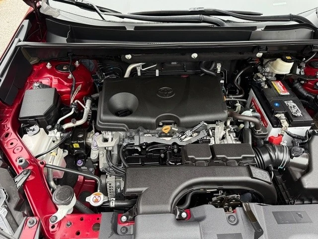 2020 Toyota RAV4 5th Gen - Image 9 of 12