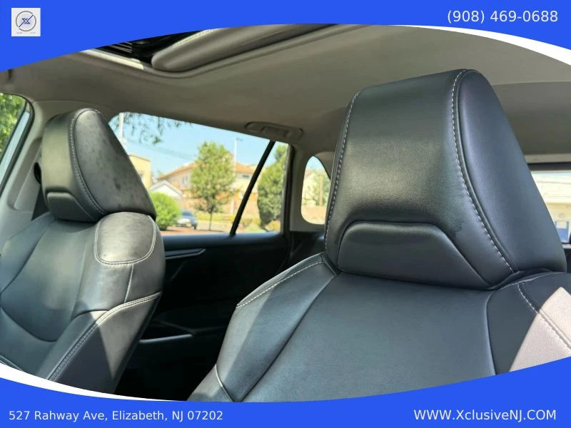 2020 Toyota RAV4 5th Gen - Image 10 of 12