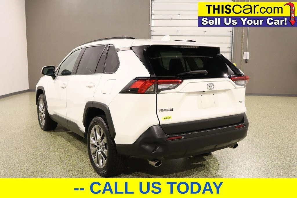 2020 Toyota RAV4 5th Gen - Image 6 of 12