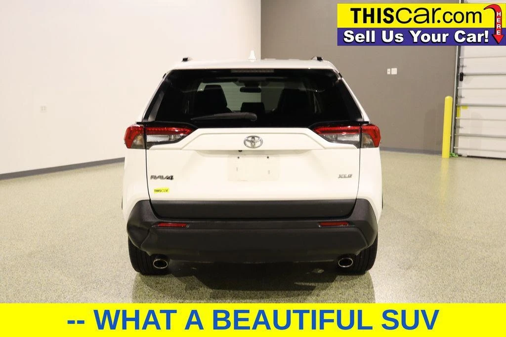 2020 Toyota RAV4 5th Gen - Image 8 of 12