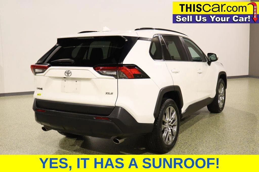 2020 Toyota RAV4 5th Gen - Image 9 of 12