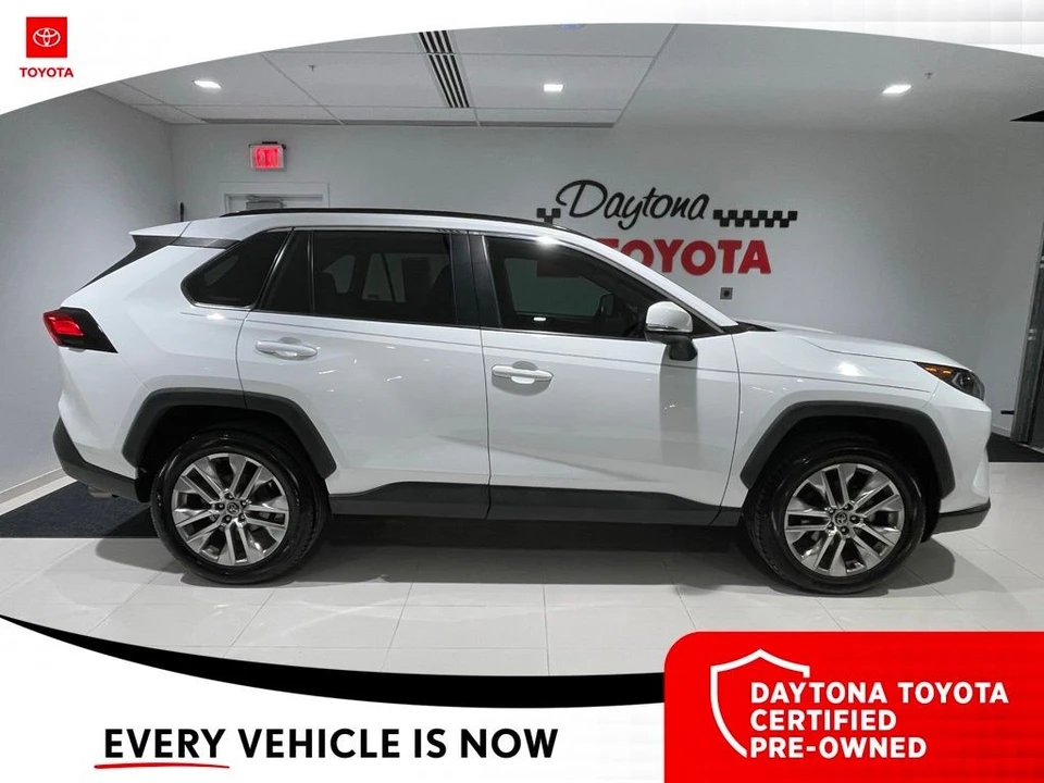2020 Toyota RAV4 5th Gen - Image 8 of 12