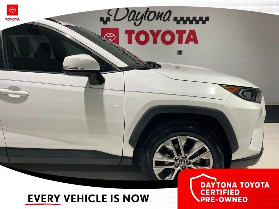 2020 Toyota RAV4 5th Gen - Image 10 of 12
