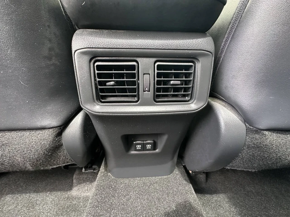 2020 Toyota RAV4 5th Gen - Image 15 of 21