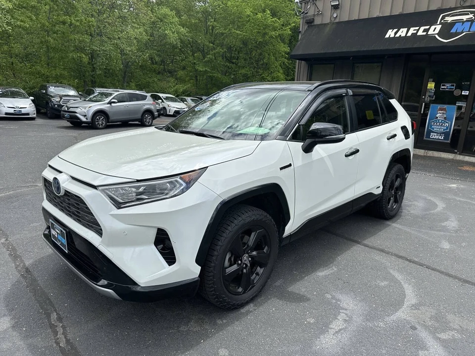 2020 Toyota RAV4 5th Gen - Image 3 of 21