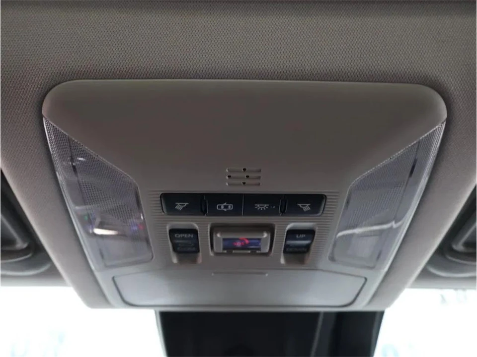 2020 Toyota RAV4 5th Gen - Image 23 of 31