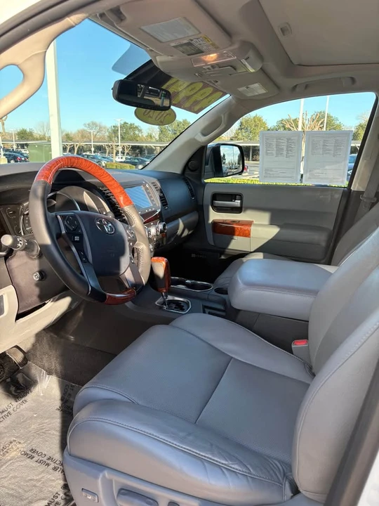 2020 Toyota Sequoia 2nd Gen - Image 6 of 7
