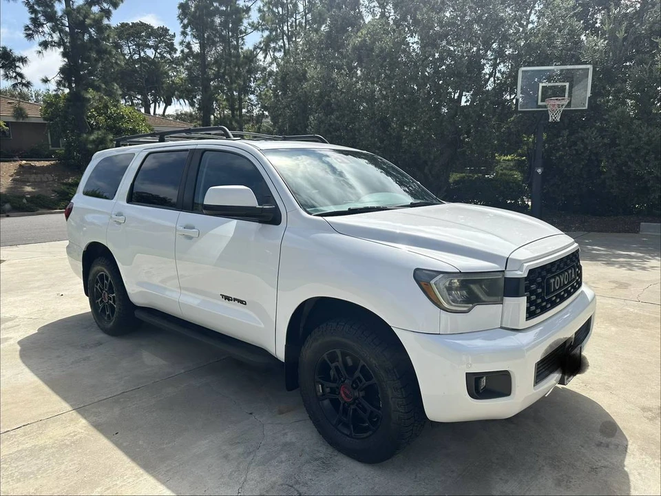 2020 Toyota Sequoia 2nd Gen - Image 7 of 18