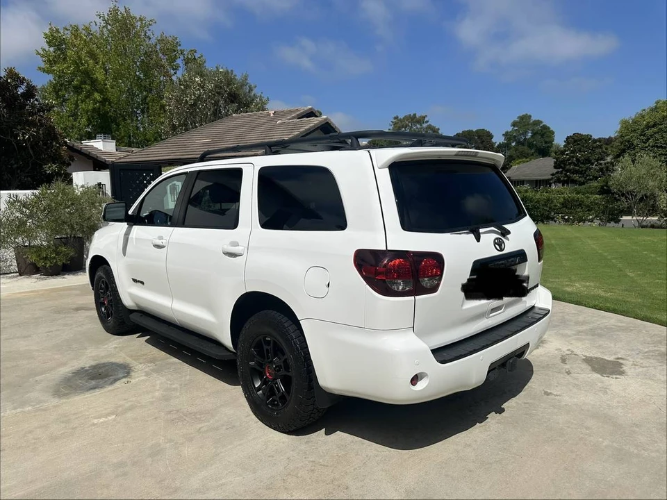 2020 Toyota Sequoia 2nd Gen - Image 3 of 18