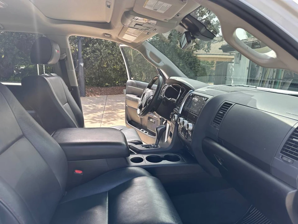 2020 Toyota Sequoia 2nd Gen - Image 14 of 18