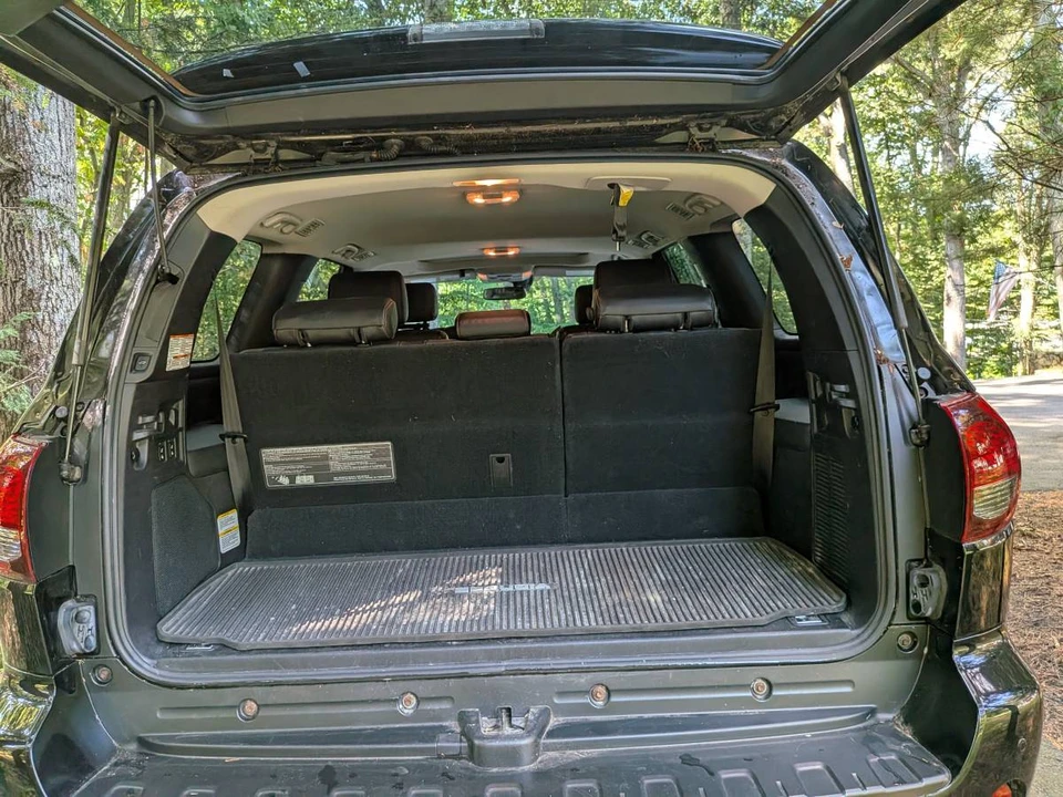 2020 Toyota Sequoia 2nd Gen - Image 10 of 17