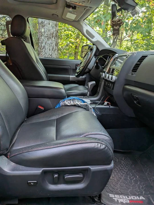 2020 Toyota Sequoia 2nd Gen - Image 15 of 17