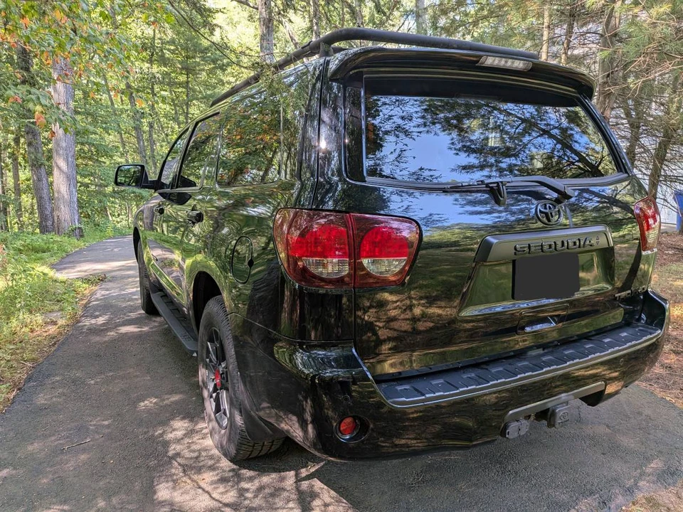 2020 Toyota Sequoia 2nd Gen - Image 6 of 17