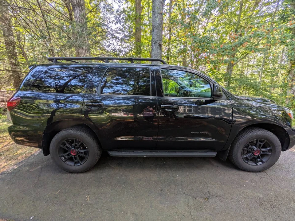 2020 Toyota Sequoia 2nd Gen - Image 2 of 17