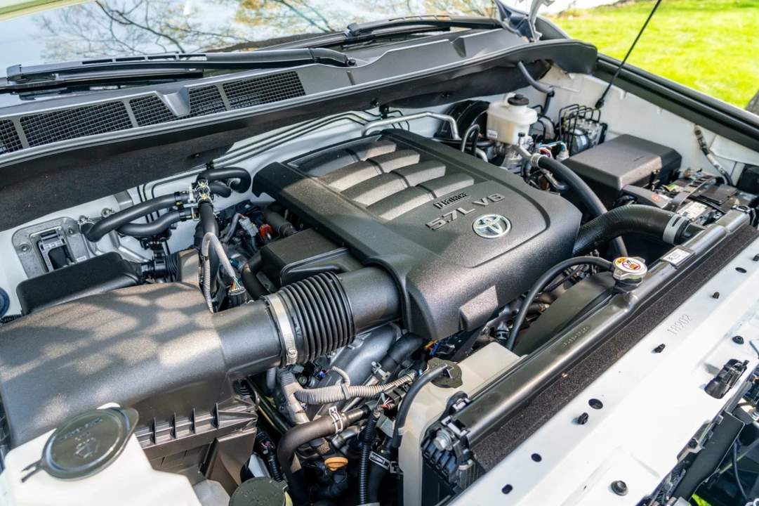 2020 Toyota Sequoia 2nd Gen - Image 6 of 8