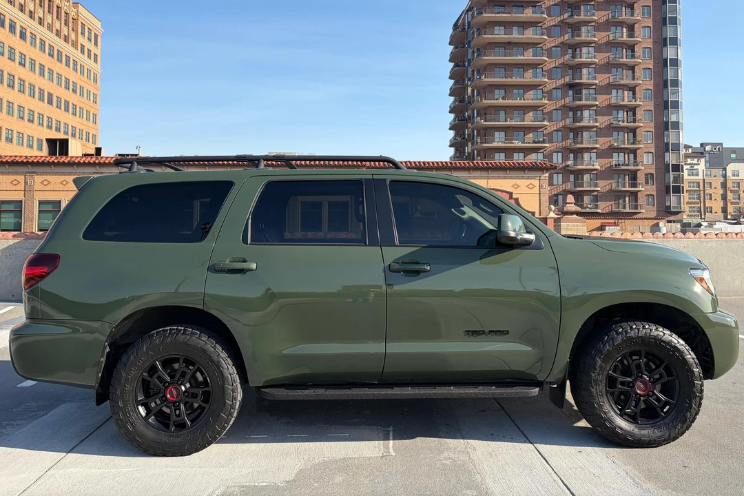 2020 Toyota Sequoia 2nd Gen - Image 3 of 31