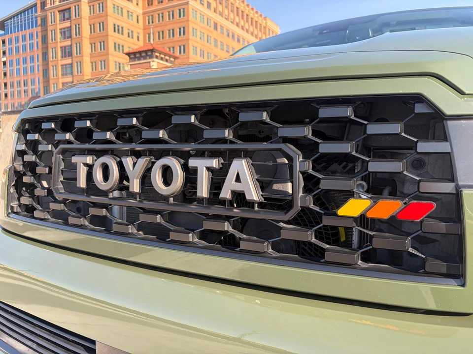 2020 Toyota Sequoia 2nd Gen - Image 18 of 31