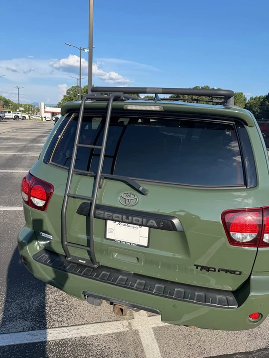 2020 Toyota Sequoia 2nd Gen - Image 9 of 20