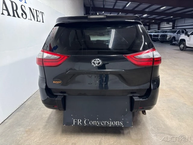 2020 Toyota Sienna 3rd Gen - Image 8 of 21