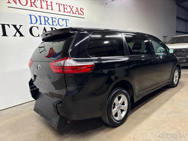 2020 Toyota Sienna 3rd Gen - Image 6 of 21