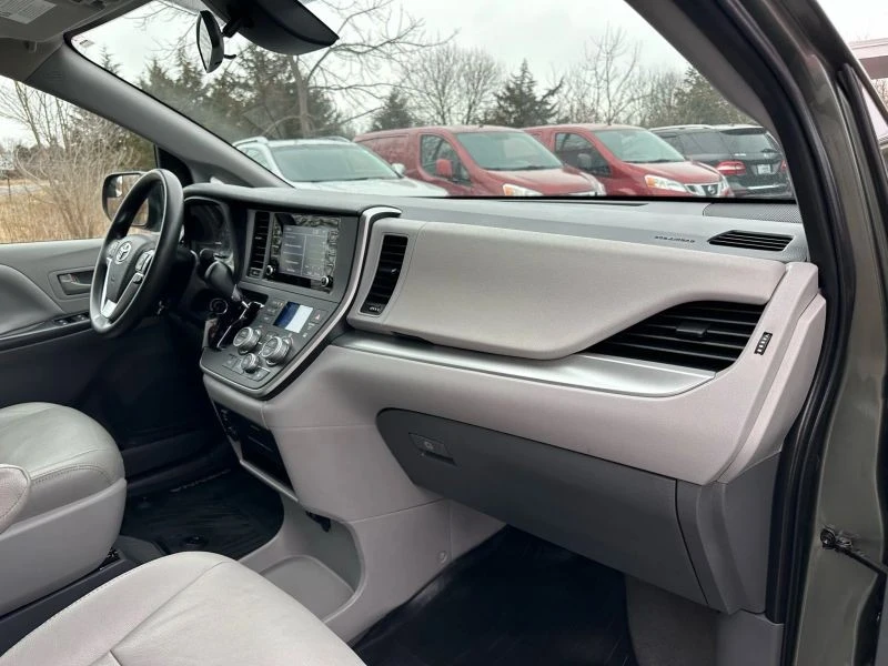 2020 Toyota Sienna 3rd Gen - Image 12 of 12