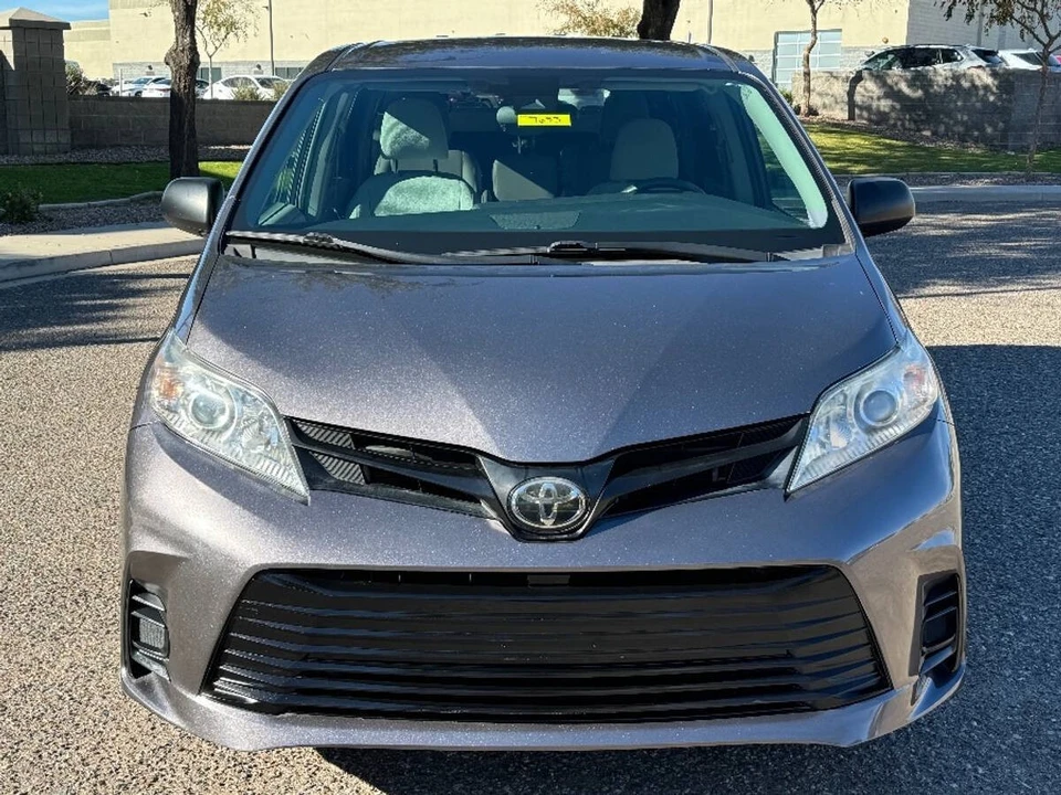 2020 Toyota Sienna 3rd Gen - Image 16 of 16