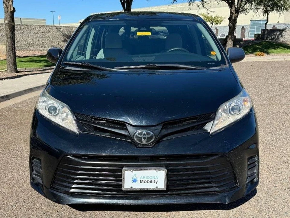 2020 Toyota Sienna 3rd Gen - Image 13 of 13