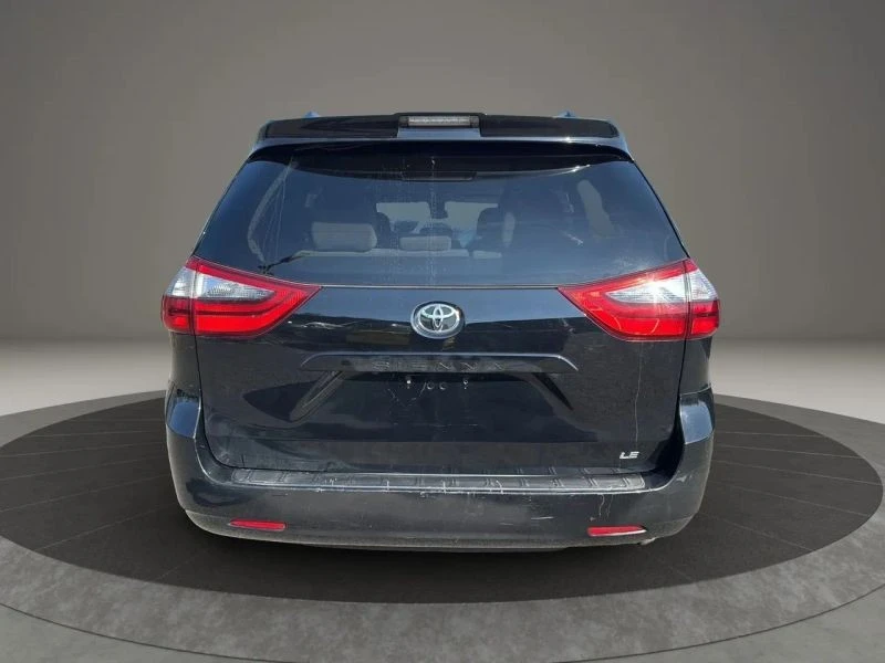2020 Toyota Sienna 3rd Gen - Image 6 of 12