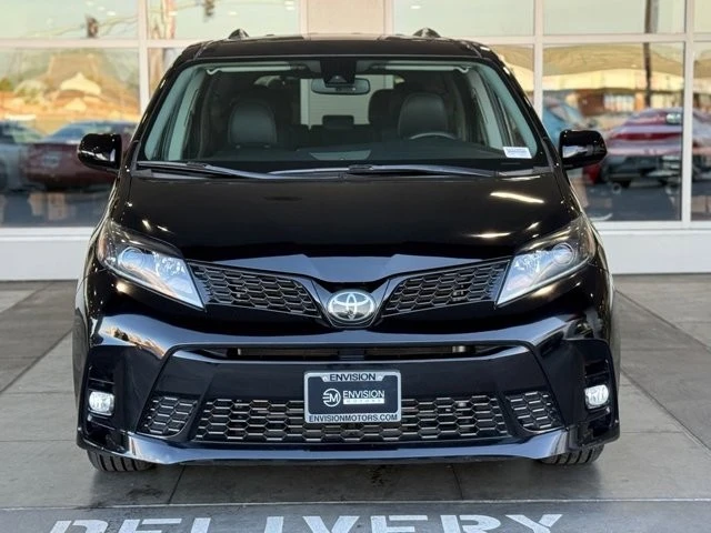 2020 Toyota Sienna 3rd Gen - Image 7 of 12