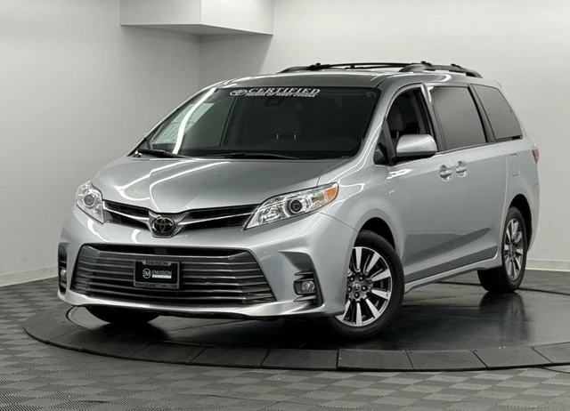2020 Toyota Sienna 3rd Gen - Image 2 of 12