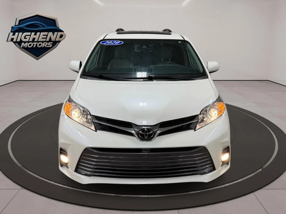 2020 Toyota Sienna 3rd Gen - Image 10 of 21