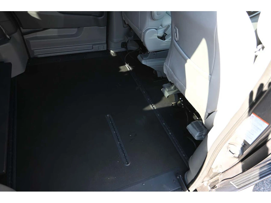 2020 Toyota Sienna 3rd Gen - Image 19 of 21