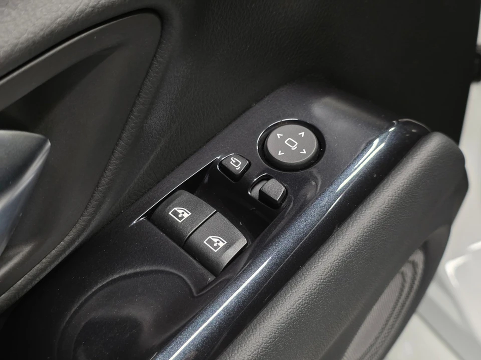 2020 Toyota GR Supra 5th Gen - Image 16 of 31