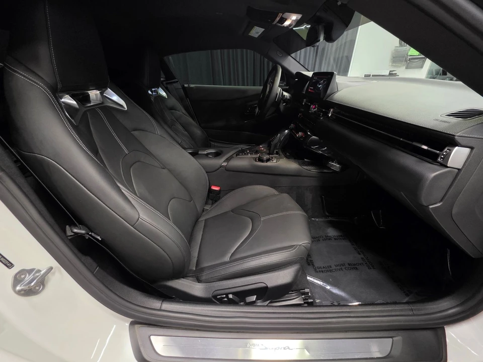 2020 Toyota GR Supra 5th Gen - Image 27 of 31