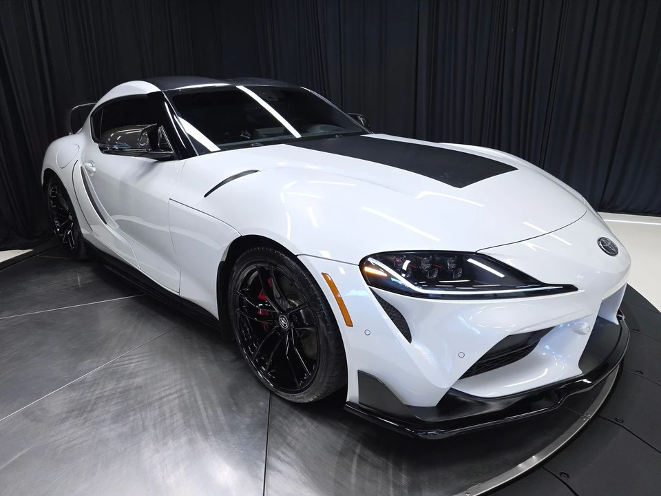2020 Toyota GR Supra 5th Gen - Image 15 of 31