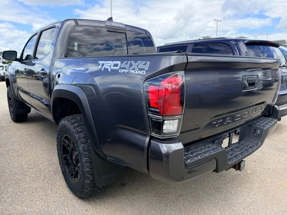 2020 Toyota Tacoma 3rd Gen - Image 5 of 11
