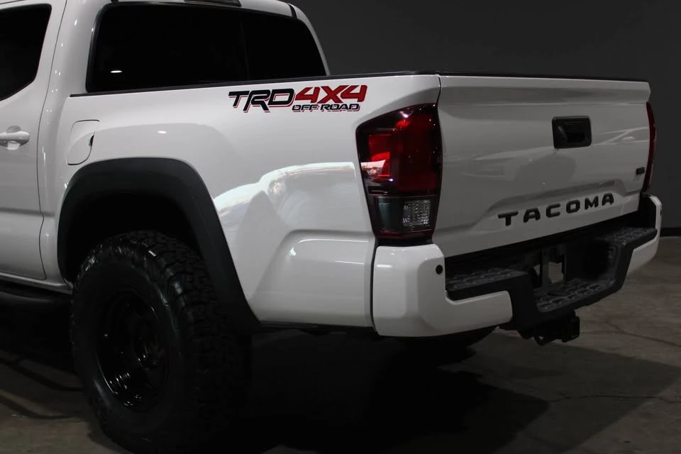 2020 Toyota Tacoma 3rd Gen - Image 5 of 8