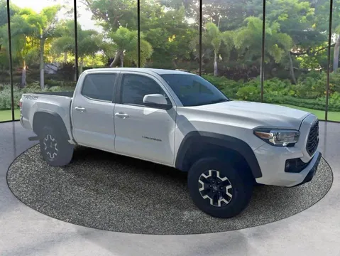 2020 Toyota Tacoma TRD Off-Road Pickup 4D 5 ft