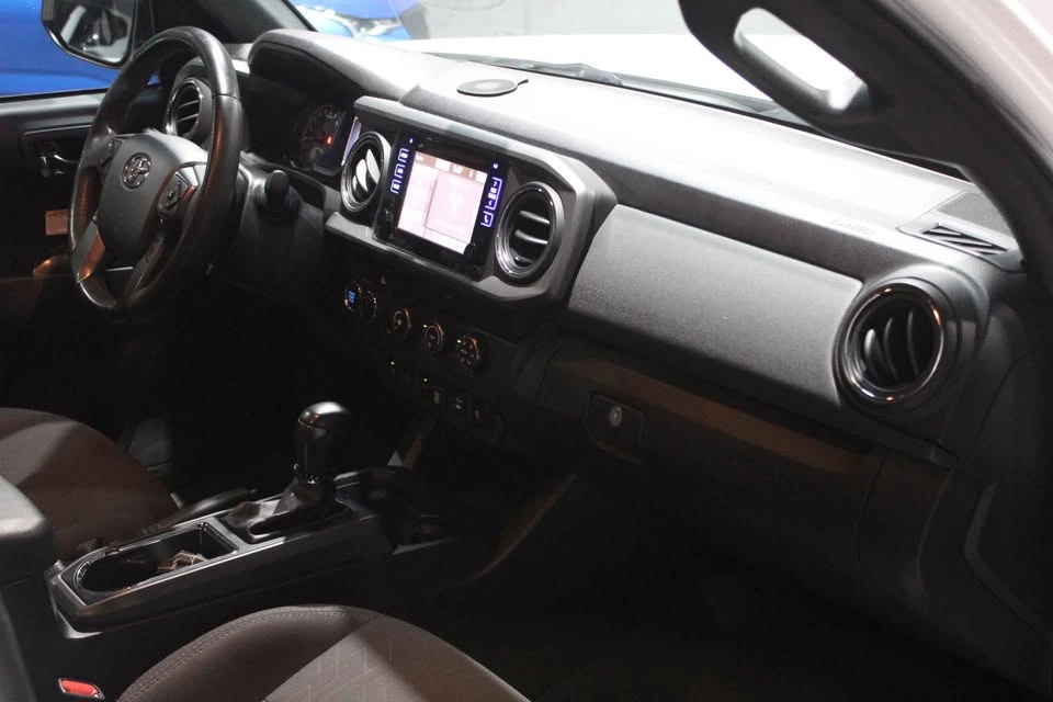 2020 Toyota Tacoma 3rd Gen - Image 7 of 8
