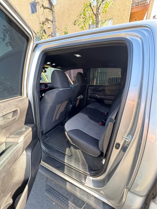 2020 Toyota Tacoma 3rd Gen - Image 9 of 19