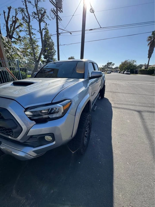 2020 Toyota Tacoma 3rd Gen - Image 2 of 19
