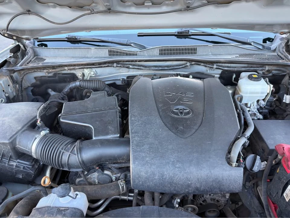 2020 Toyota Tacoma 3rd Gen - Image 16 of 19