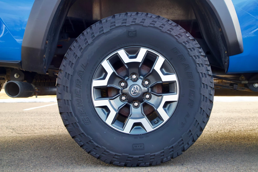 2020 Toyota Tacoma 3rd Gen - Image 26 of 31