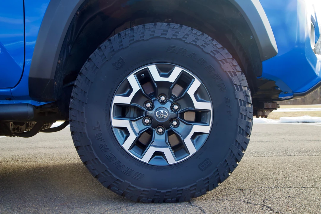 2020 Toyota Tacoma 3rd Gen - Image 27 of 31