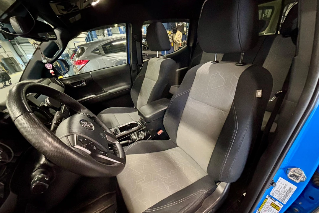 2020 Toyota Tacoma 3rd Gen - Image 29 of 31