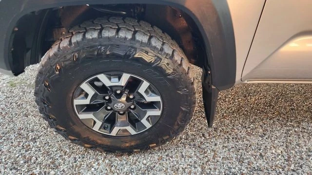2020 Toyota Tacoma 3rd Gen - Image 4 of 21
